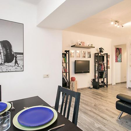Apartamento Baba L'Hospitalet de Llobregat Exterior foto