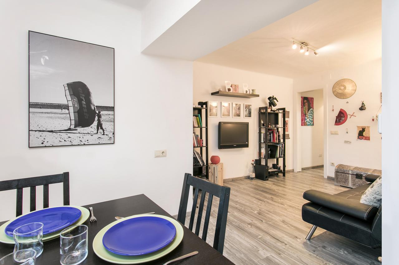 Apartamento Baba L'Hospitalet de Llobregat Exterior foto